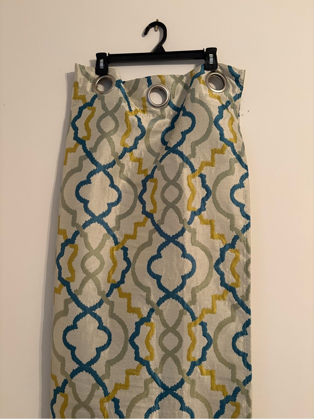 2 82L x 38W curtain panels